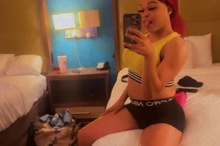 come let me fulfill all your dreams and desires💦💦 - Image 4