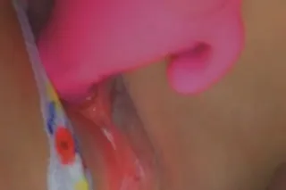 pretty face and good pussy 👅❤ - Image 1